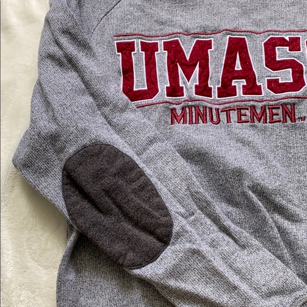 UMASS crewneck